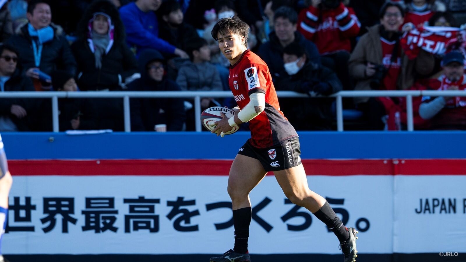 横浜E]逆転でのプレーオフトーナメント進出へ。“大団円”を迎えるべく