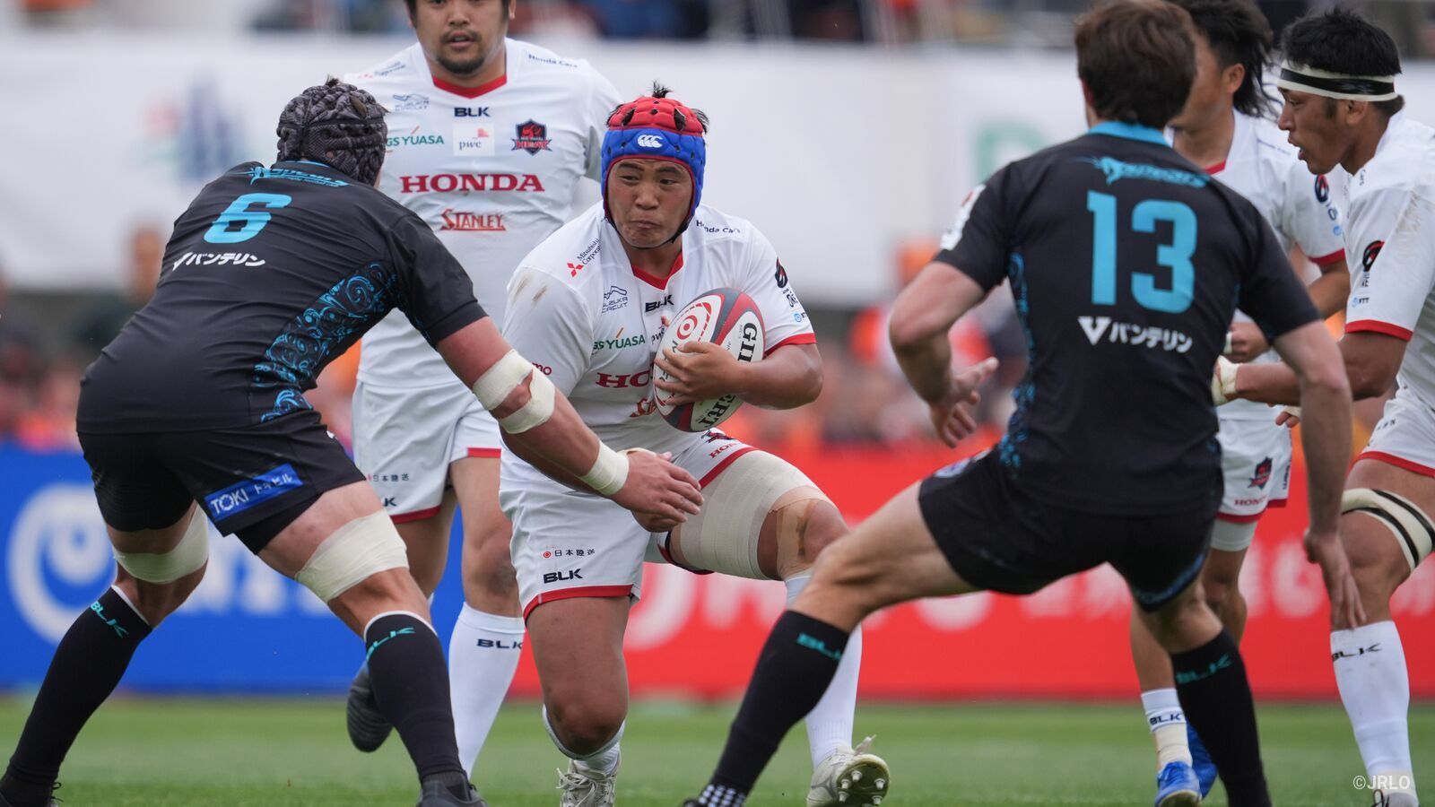 15957_1600x900_68149f669fd0d.jpg