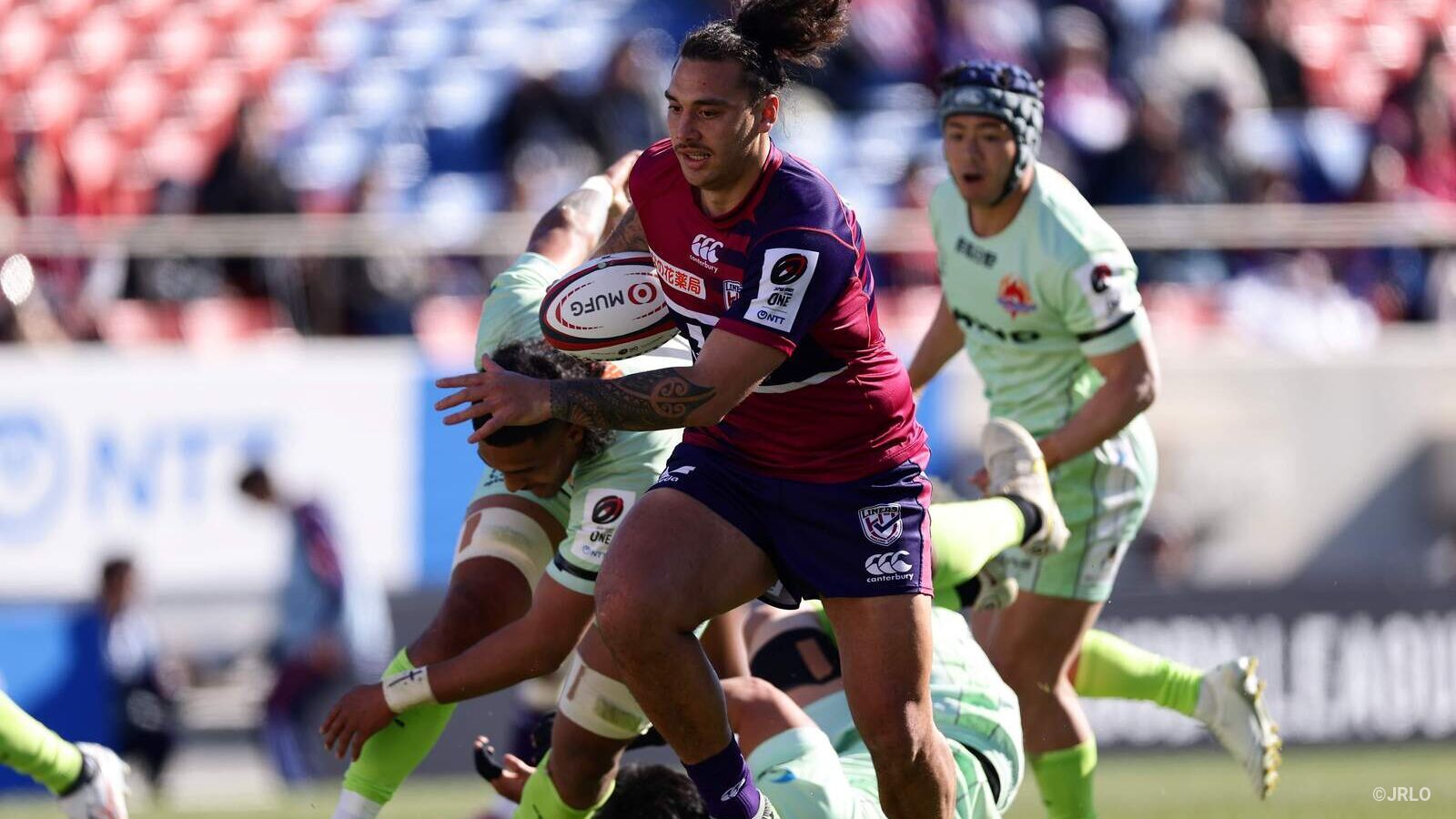 花園L]電車でスタジアムに向かう元オールブラックスは、“常に100％の