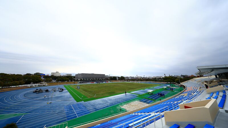 久留米総合スポーツセンター陸上競技場